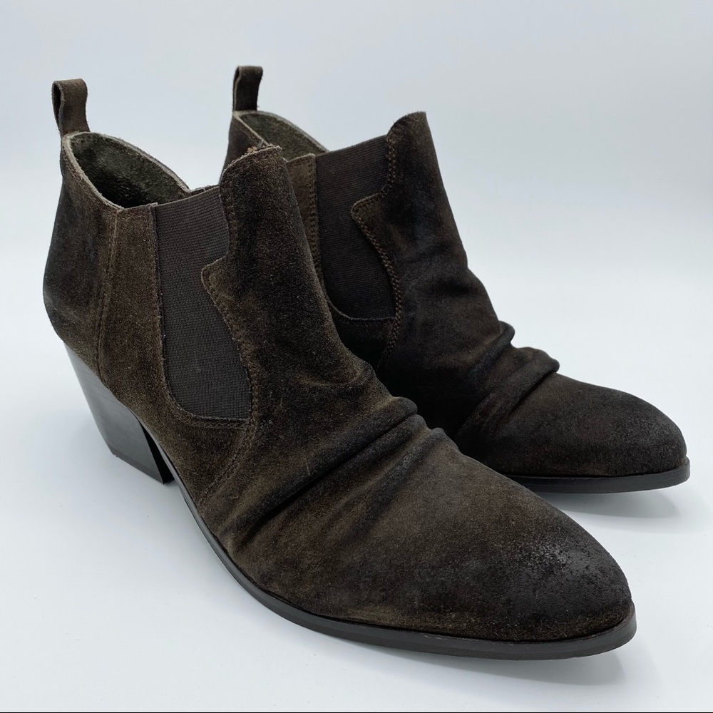 Coconuts by Matisse brown suede distressed ankle boots burnished toe size 10